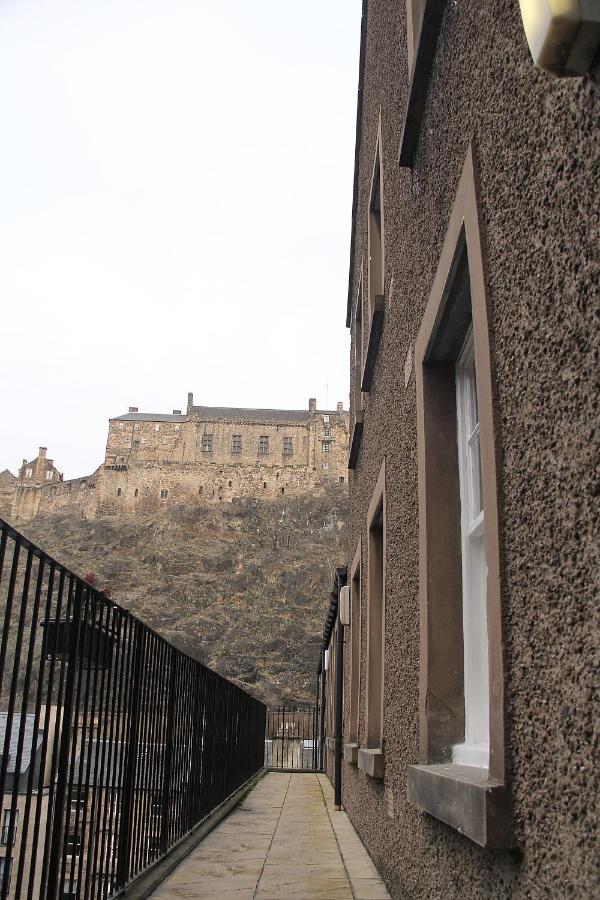 Cosy Castle Apartment Edinburgh Exterior foto